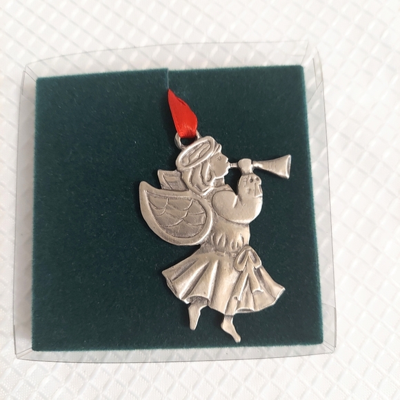 Lindsey Claire Pewter Christmas Tree Ornament Angel Trumpet - Picture 3 of 4